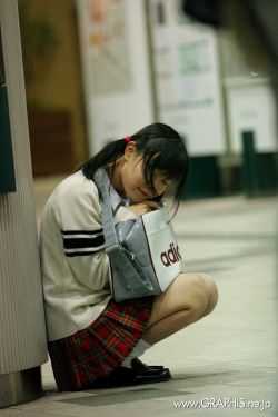 迷人的妺妺伦理HD